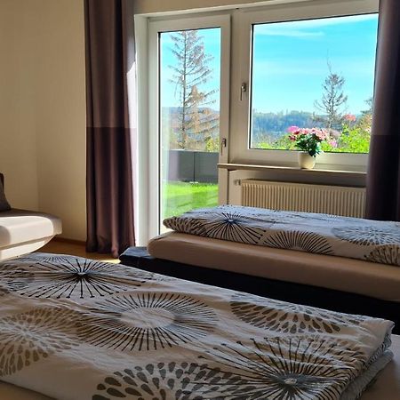 Moderne Ferienwohnung Mit Eigenem Garten Und Traumhaften Blick Wilhelmsthal Exterior foto