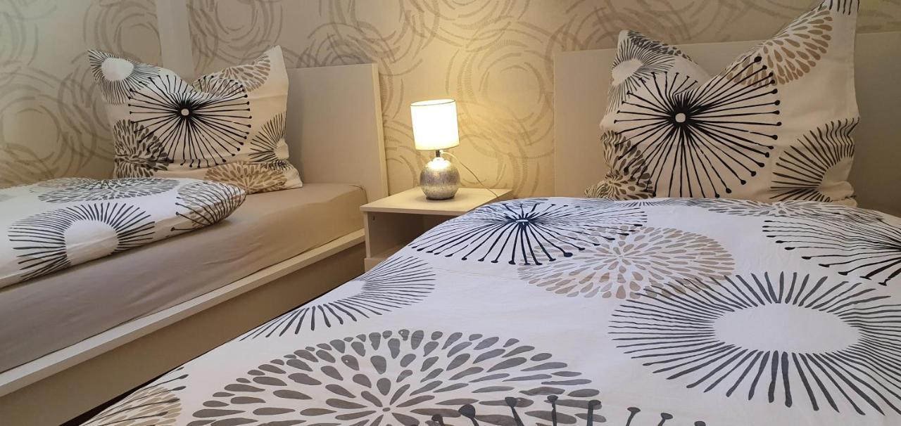 Moderne Ferienwohnung Mit Eigenem Garten Und Traumhaften Blick Wilhelmsthal Exterior foto