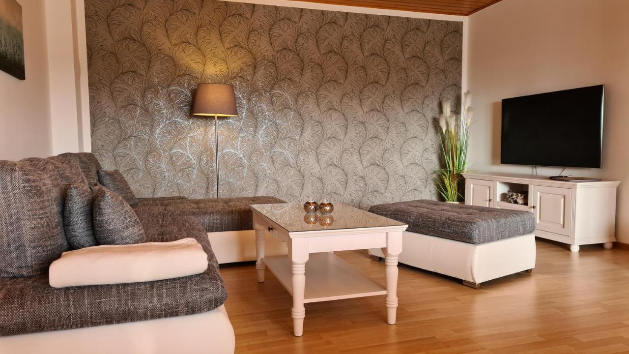 Moderne Ferienwohnung Mit Eigenem Garten Und Traumhaften Blick Wilhelmsthal Exterior foto